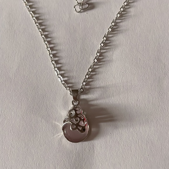 Rose Quartz Gem - Picture 2 of 2